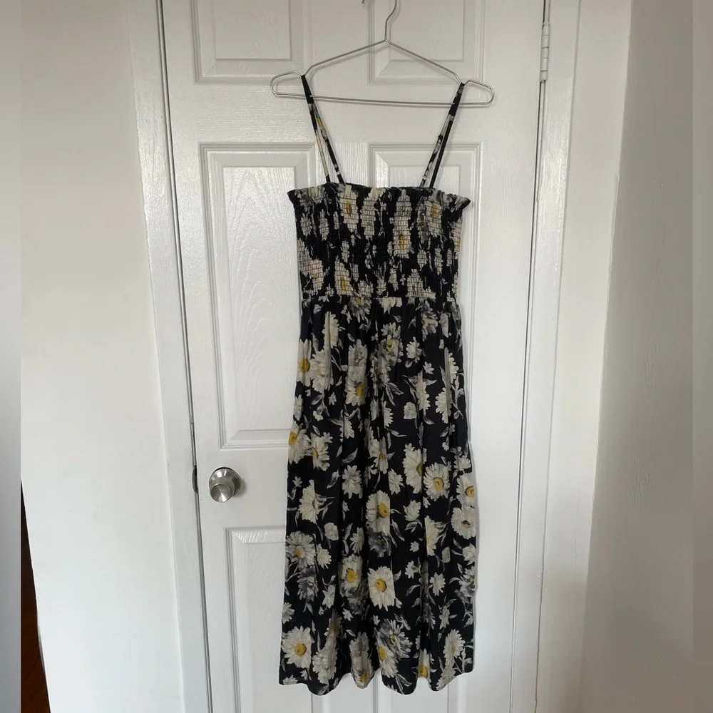 Loft Lou & Grey Daisy Printed Smocked Linen Dress - Picture 2 of 4